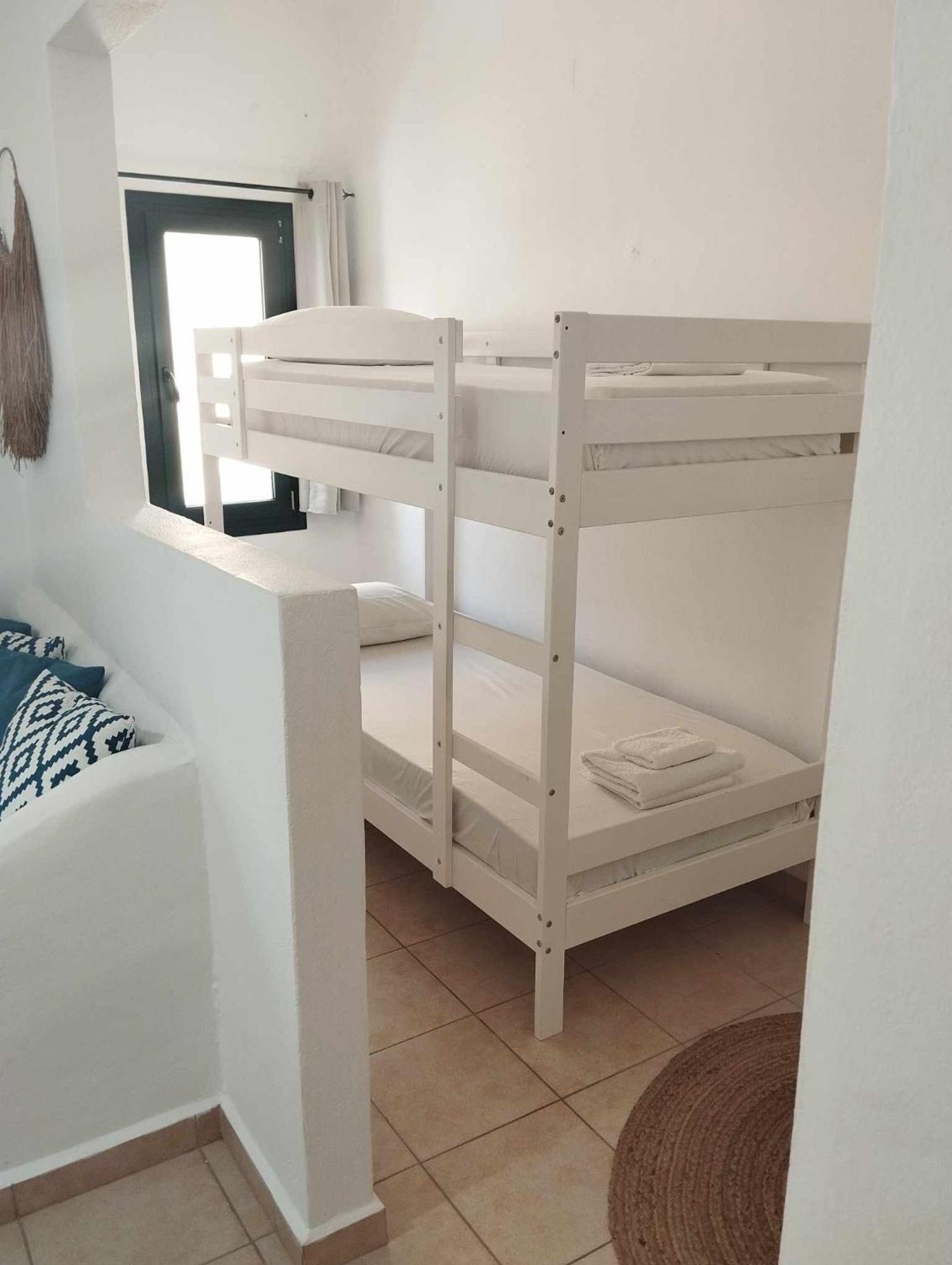 White Island Rooms Panteli Екстер'єр фото